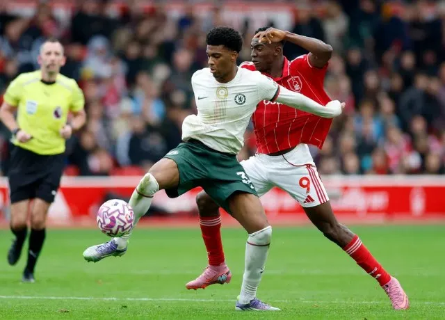 Chelsea có chuyến làm khách đến sân City Ground