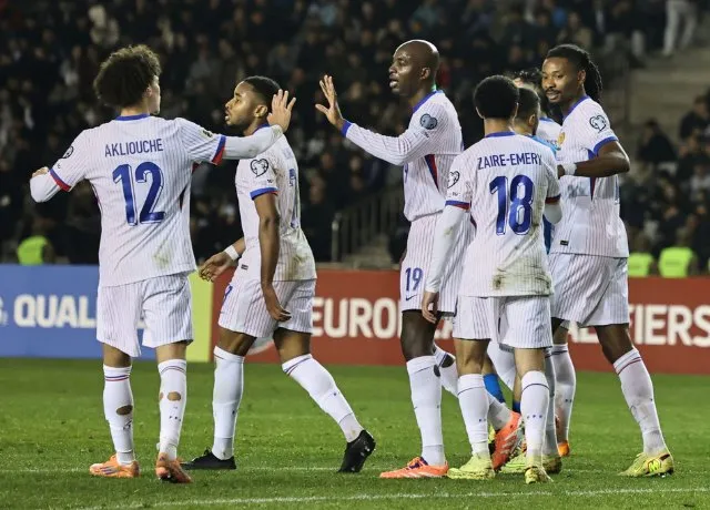 Pháp dễ dàng vượt qua Azerbaijan 3‑1 